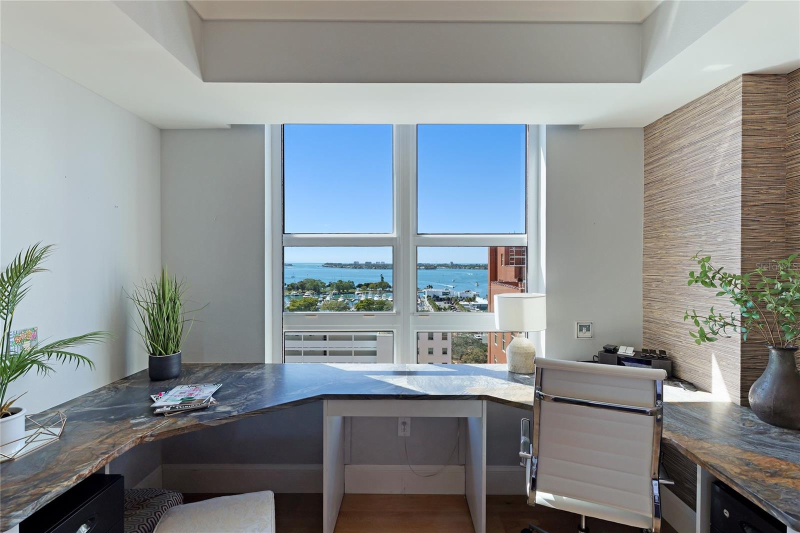 1350 MAIN RESIDENTIAL - Residential