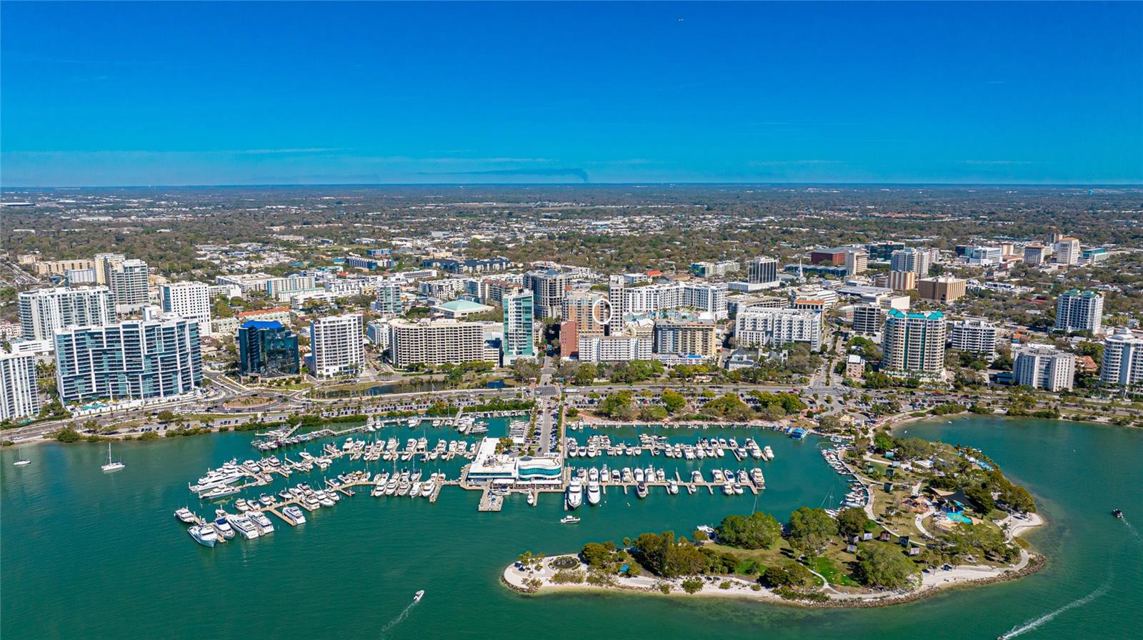 1350 MAIN RESIDENTIAL - Residential