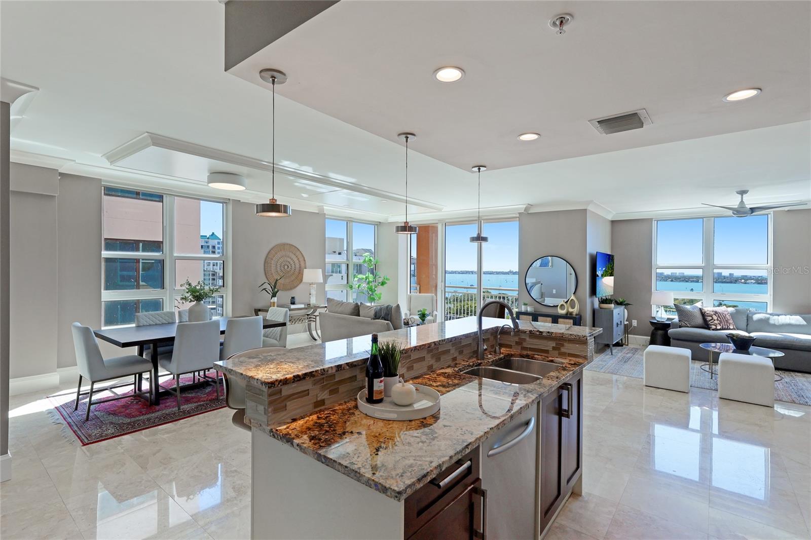 1350 MAIN RESIDENTIAL - Residential