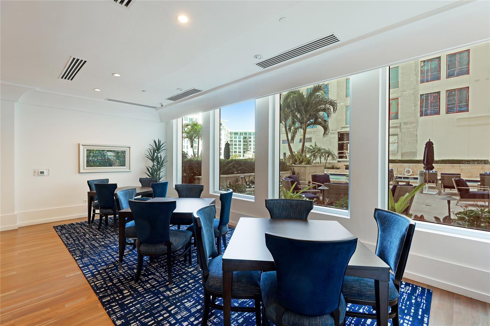 1350 MAIN RESIDENTIAL - Residential
