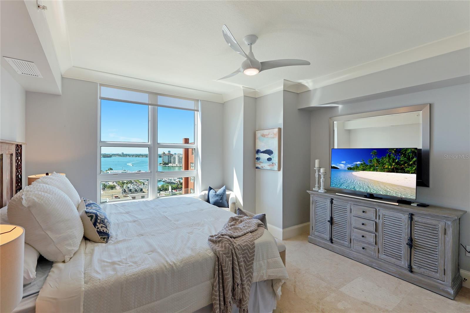1350 MAIN RESIDENTIAL - Residential