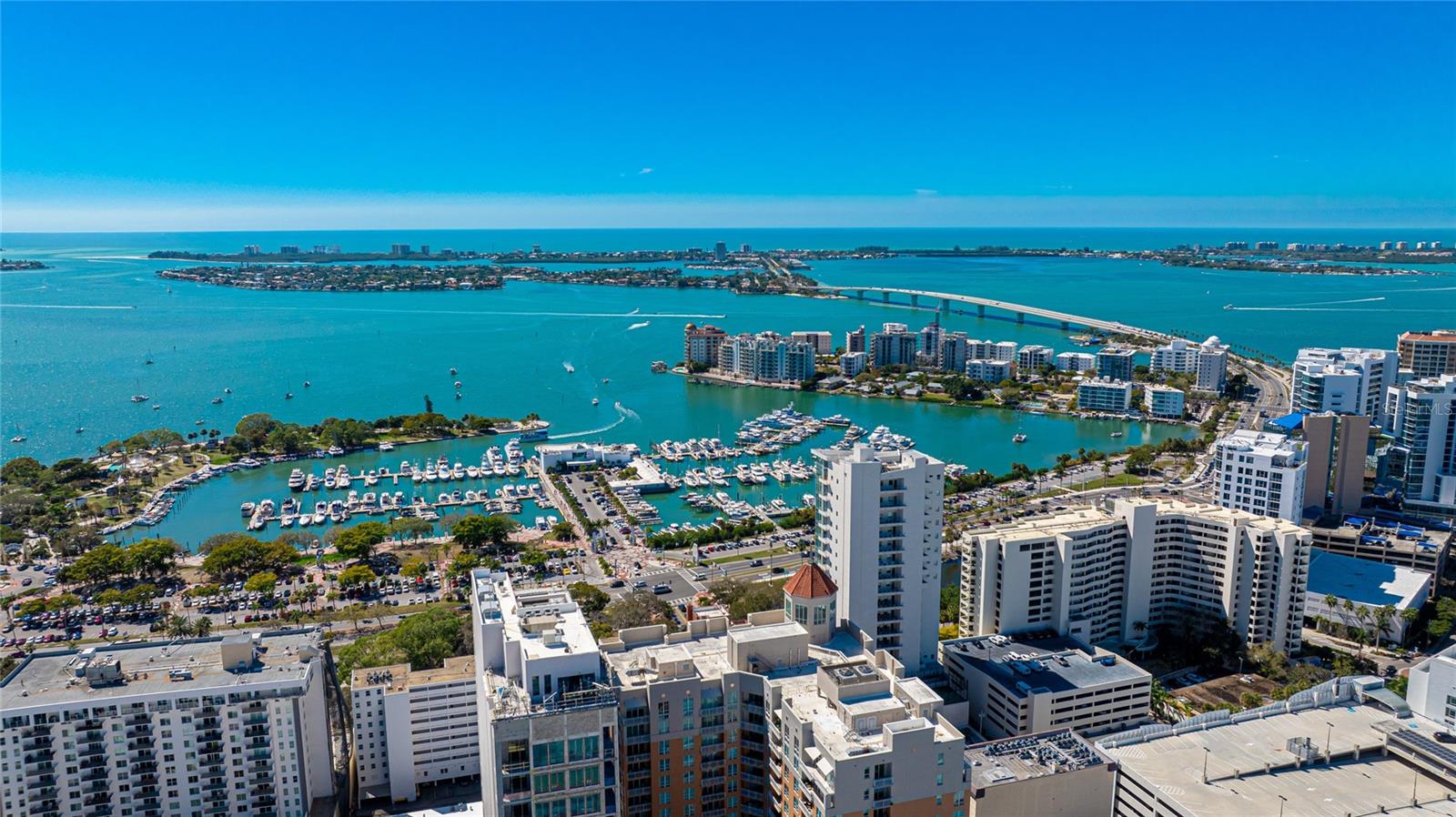 1350 MAIN RESIDENTIAL - Residential
