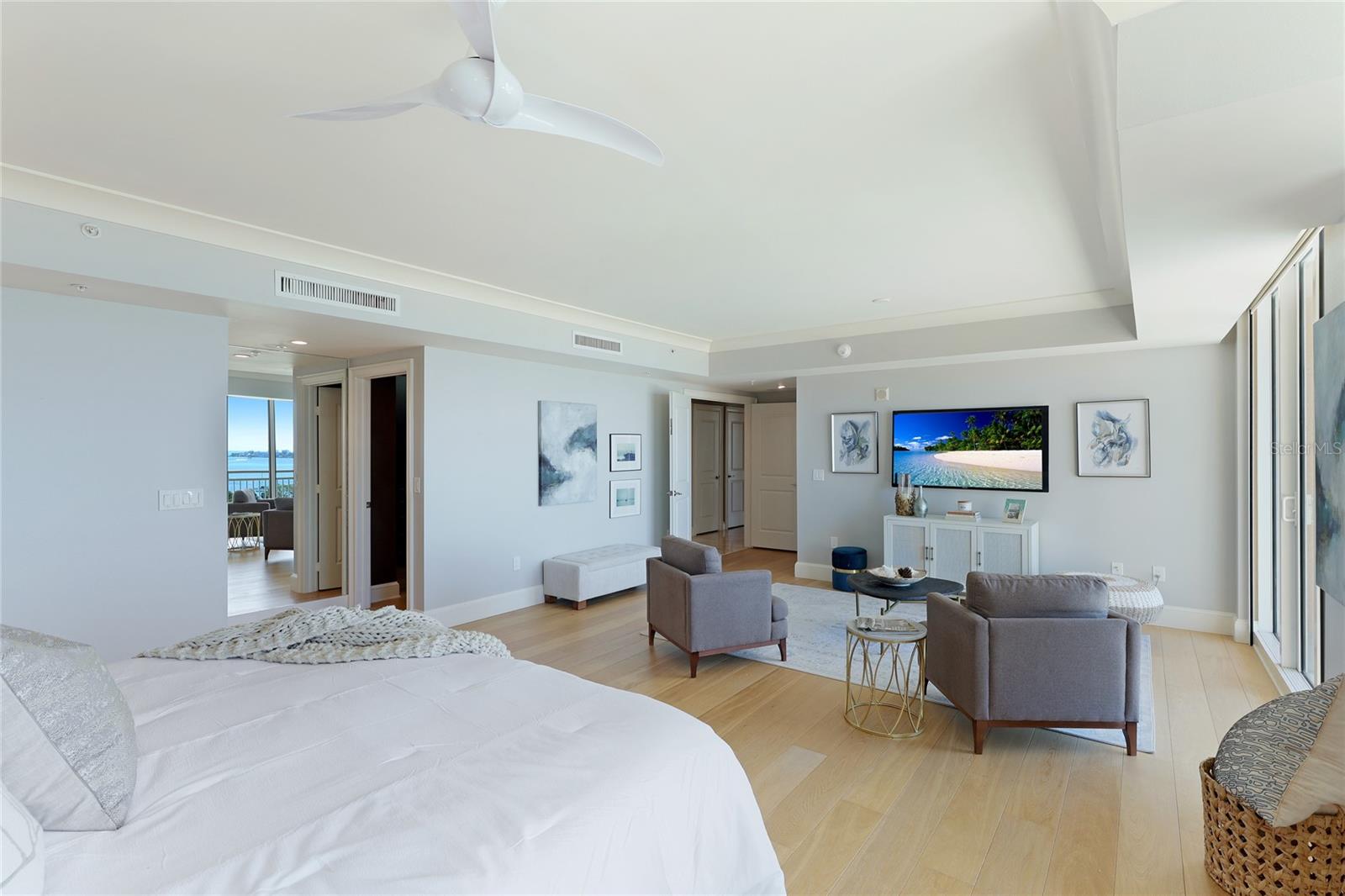 1350 MAIN RESIDENTIAL - Residential