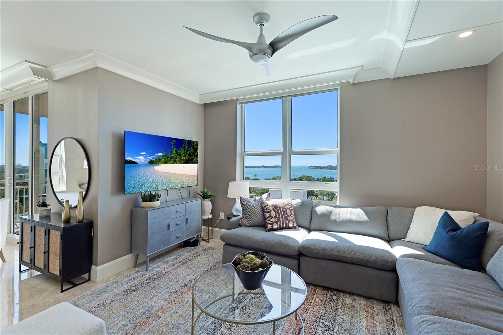 1350 MAIN RESIDENTIAL - Residential