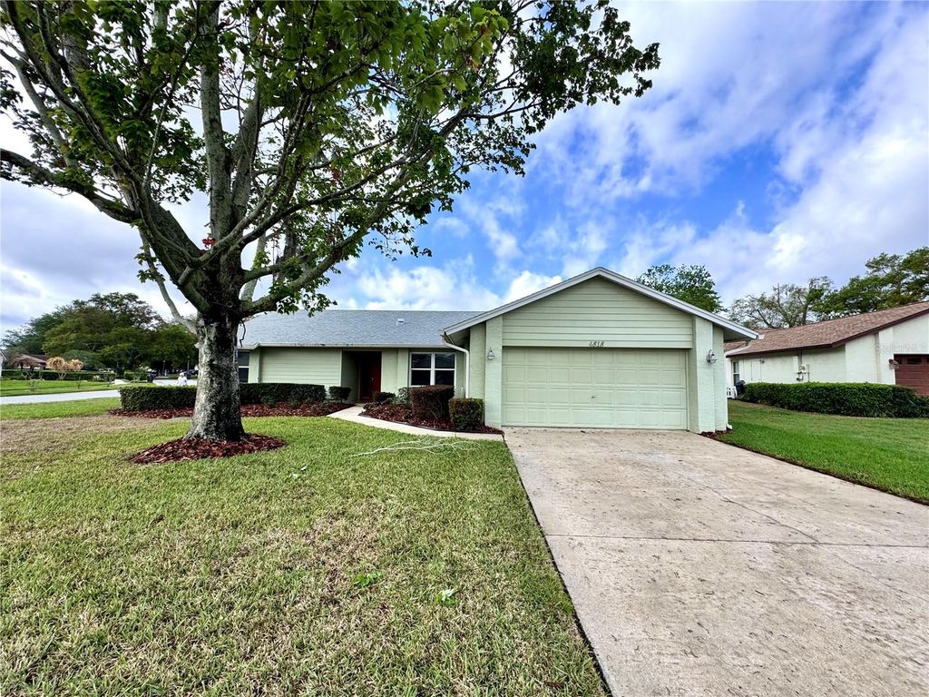 Photo of 4818 Breezy Palms Court, Windermere, FL 34786 (MLS # O6391402)