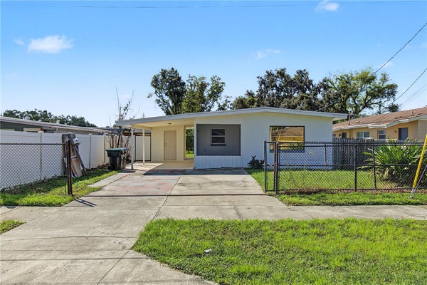 4522 CARTER ST, ORLANDO, FL 32811 - Image ff389054e22d6bca59132e9eddc9eda2/1102064706