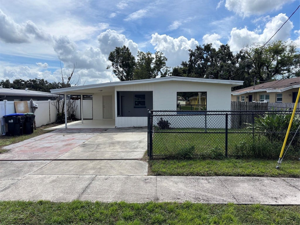 Photo of 4522 Carter Street, Orlando, FL 32811 (MLS # O6443299)