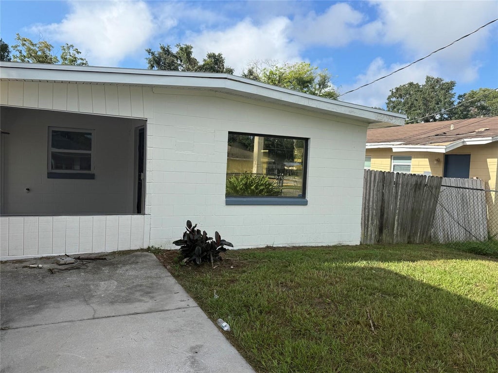 Photo of 4522 Carter Street, Orlando, FL 32811 (MLS # O6443299)