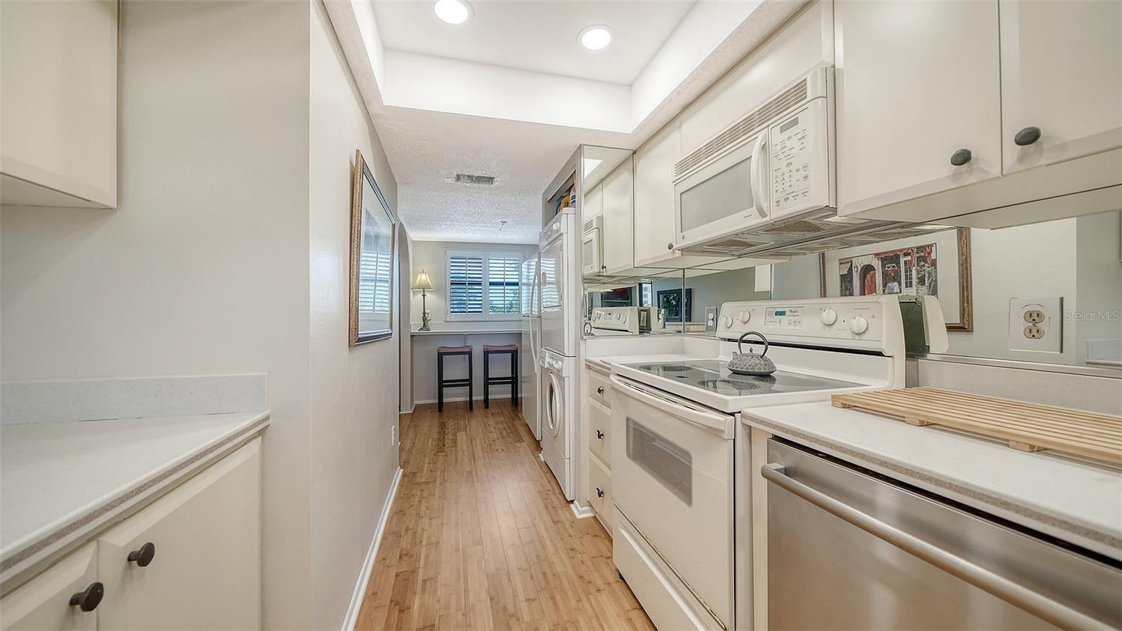 ISLAND REEF II PH 1 2 & 3 - Residential