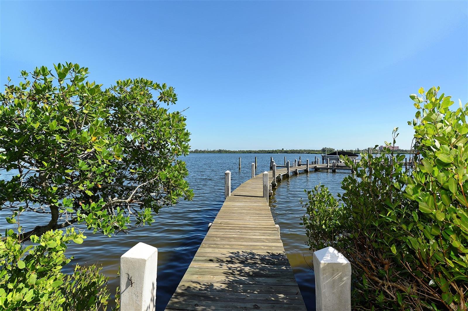 ISLAND REEF II PH 1 2 & 3 - Residential