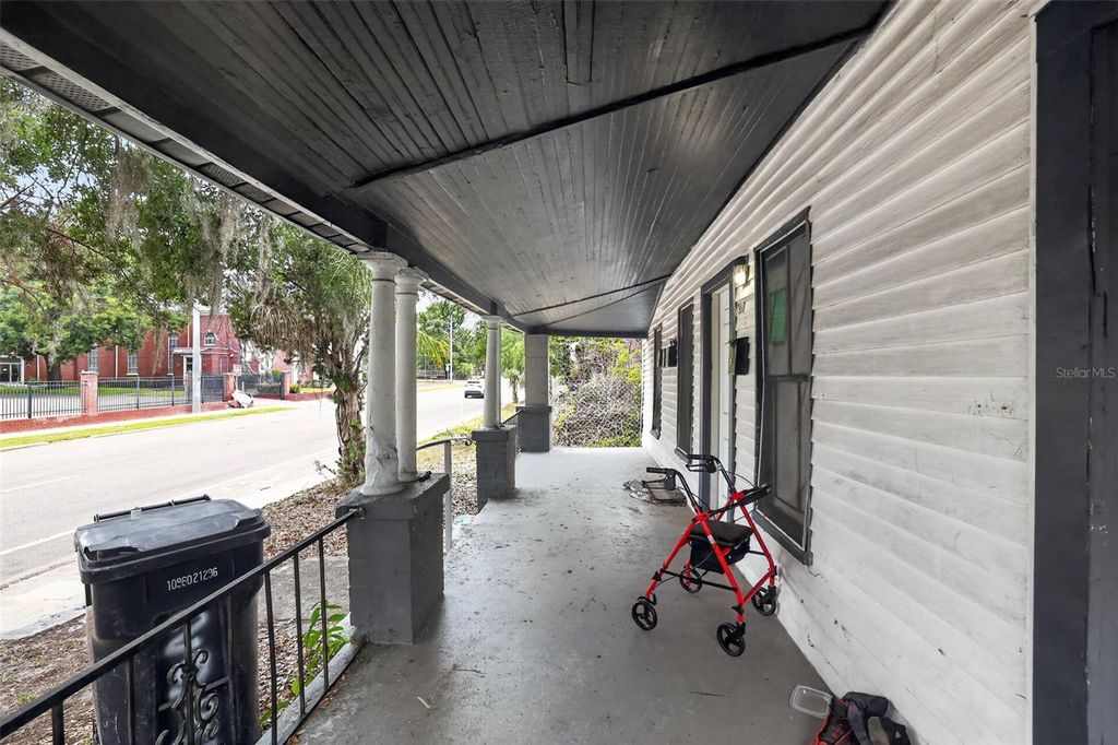 Photo of 2930 N Tampa Street, Tampa, FL 33602 (MLS # O6406811)