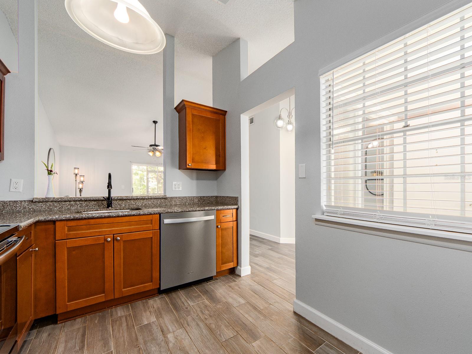 CLOVERPLACE CONDO - Residential