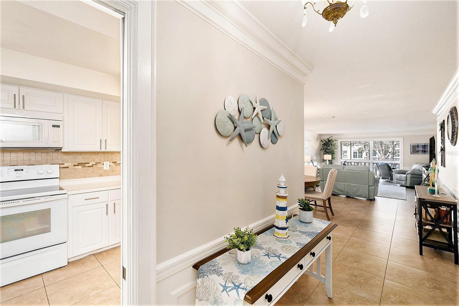 139 BLUFF VIEW DRIVE 105