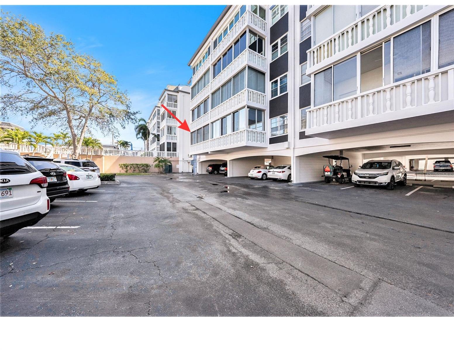 139 BLUFF VIEW DRIVE 105