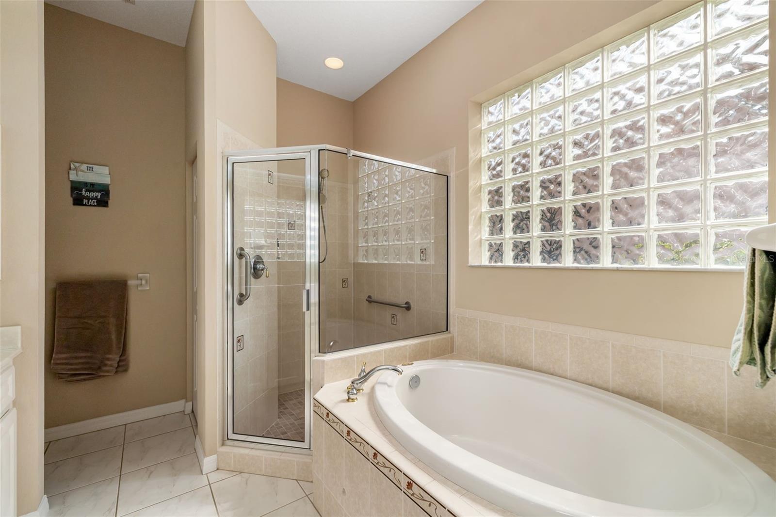 SAWGRASS - Residential