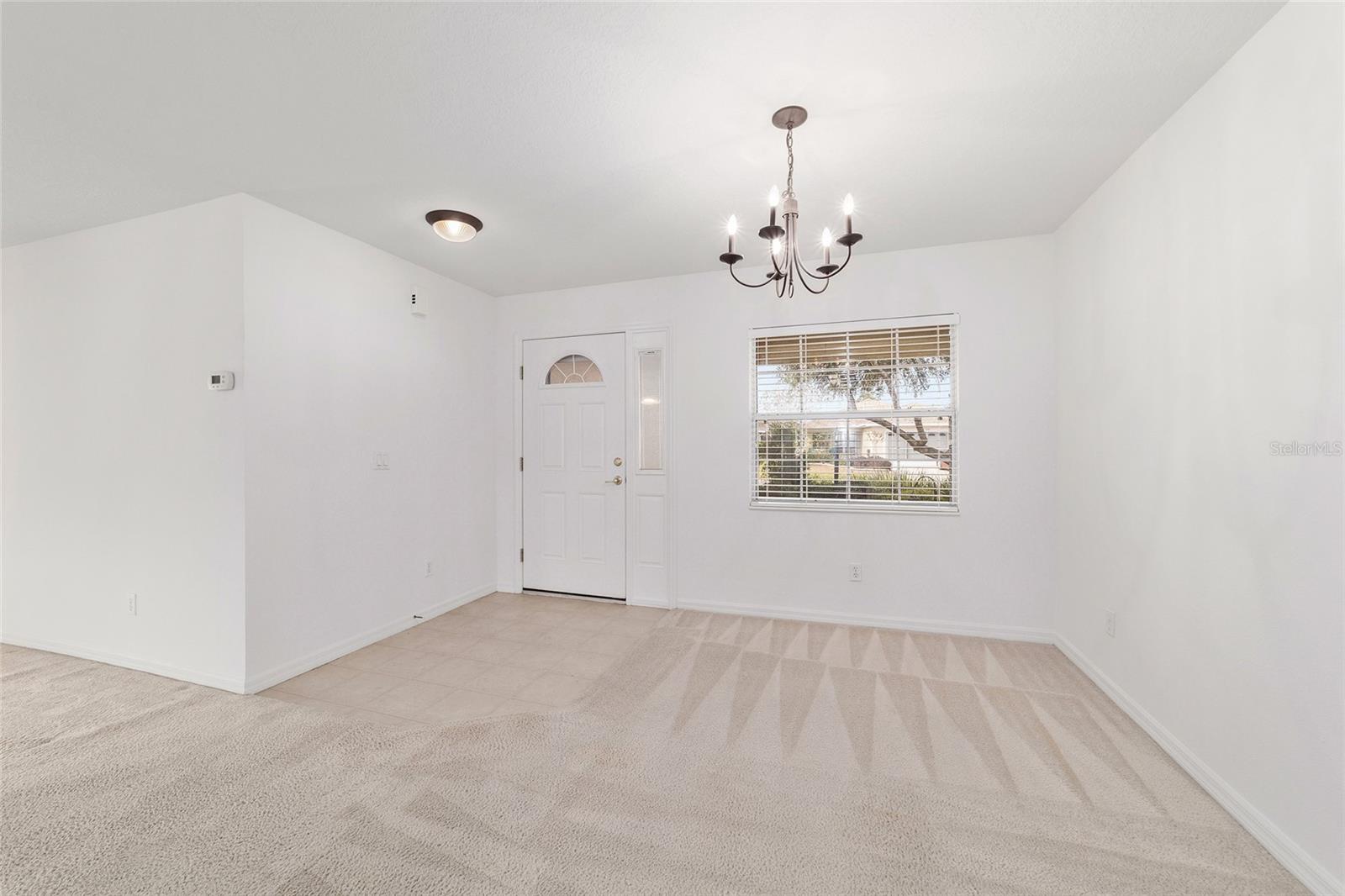 ON TOP OF THE WORLD - Residential