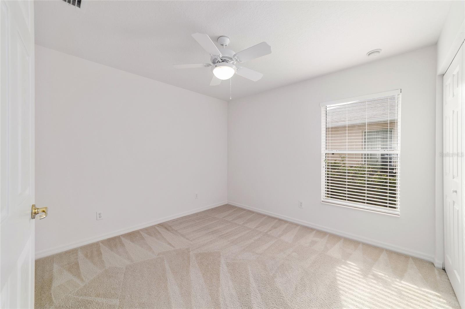 ON TOP OF THE WORLD - Residential