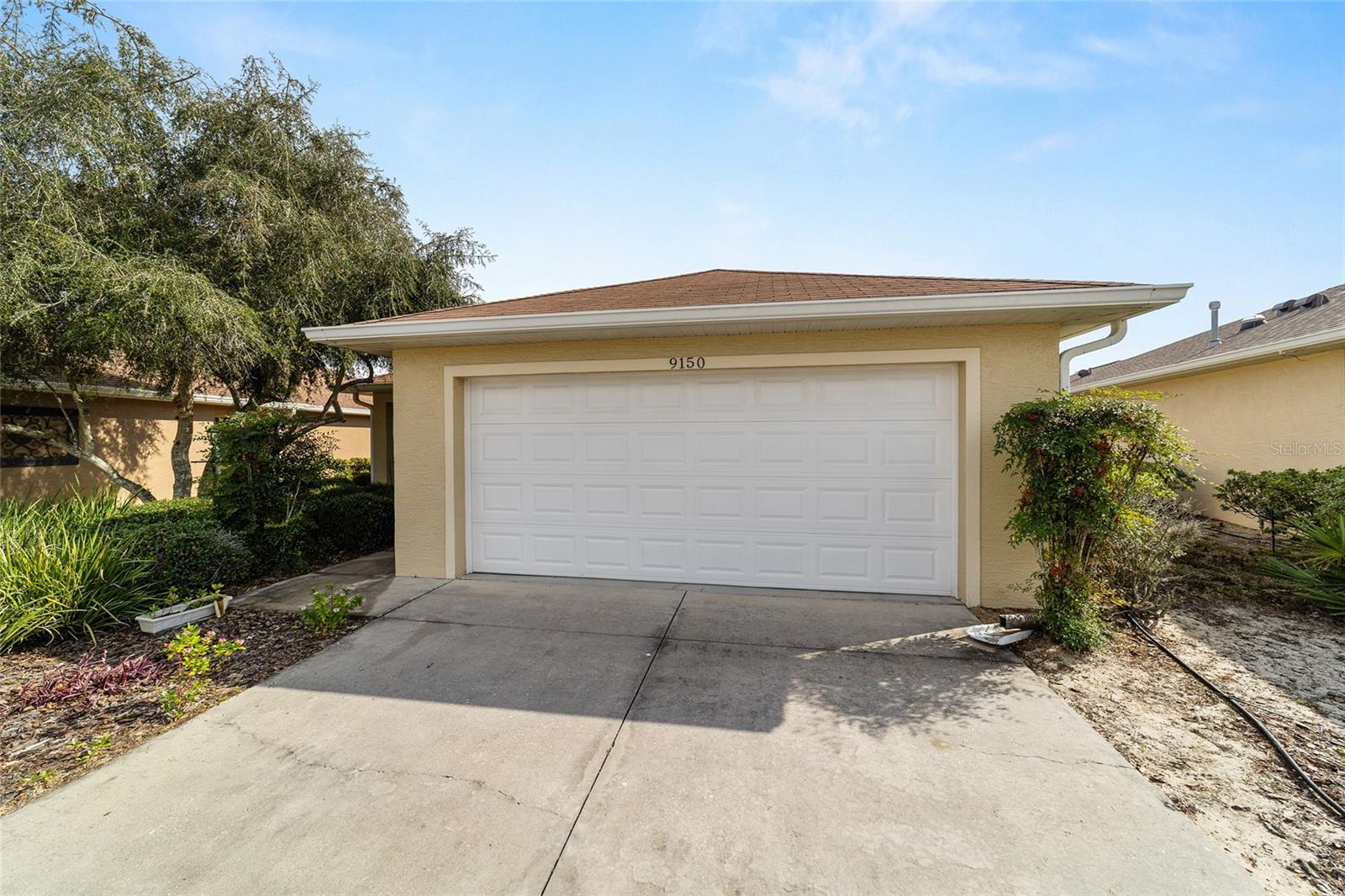 ON TOP OF THE WORLD - Residential