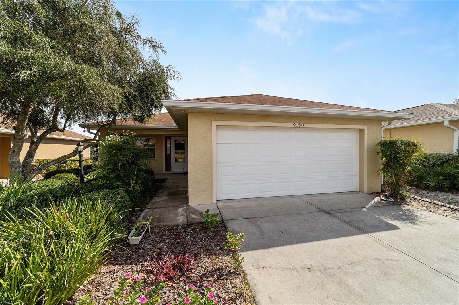 ON TOP OF THE WORLD - Residential