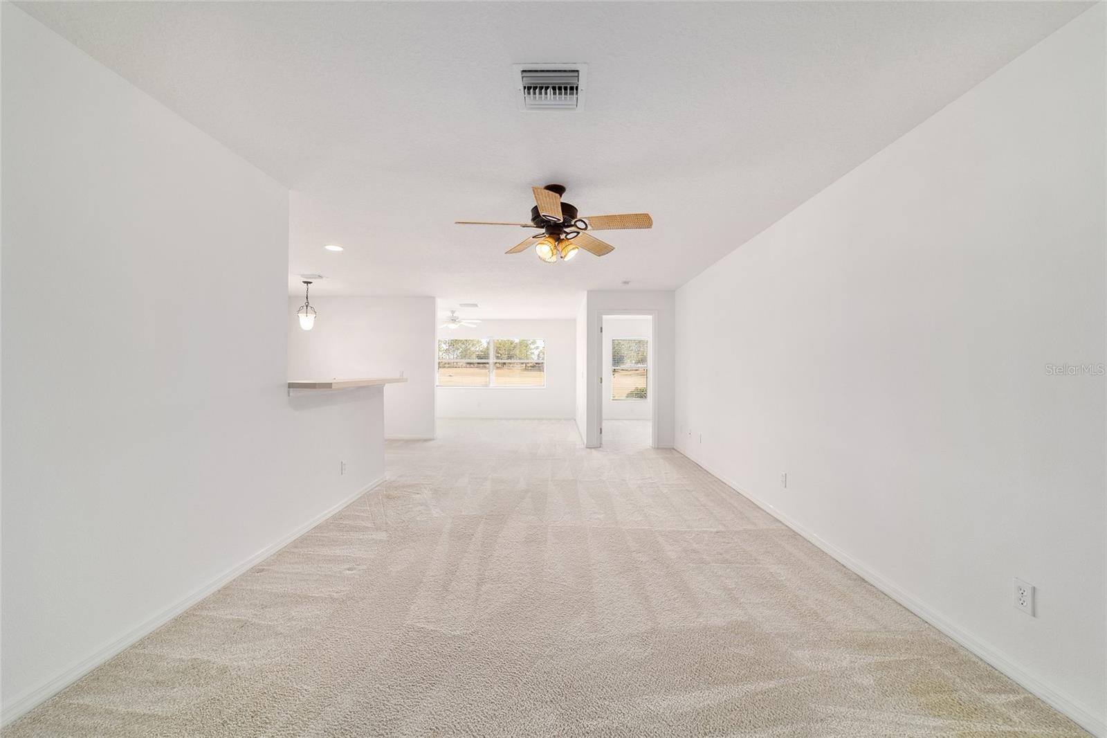 ON TOP OF THE WORLD - Residential