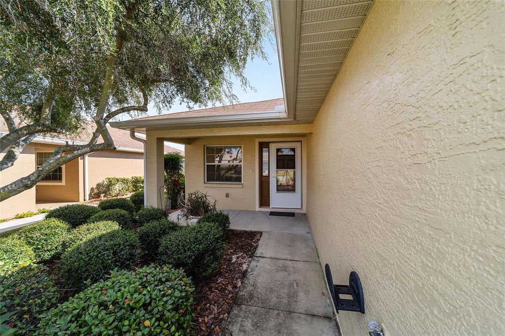 Photo of 9150 SW 102nd Circle, Ocala, FL 34481 (MLS # OM714045)