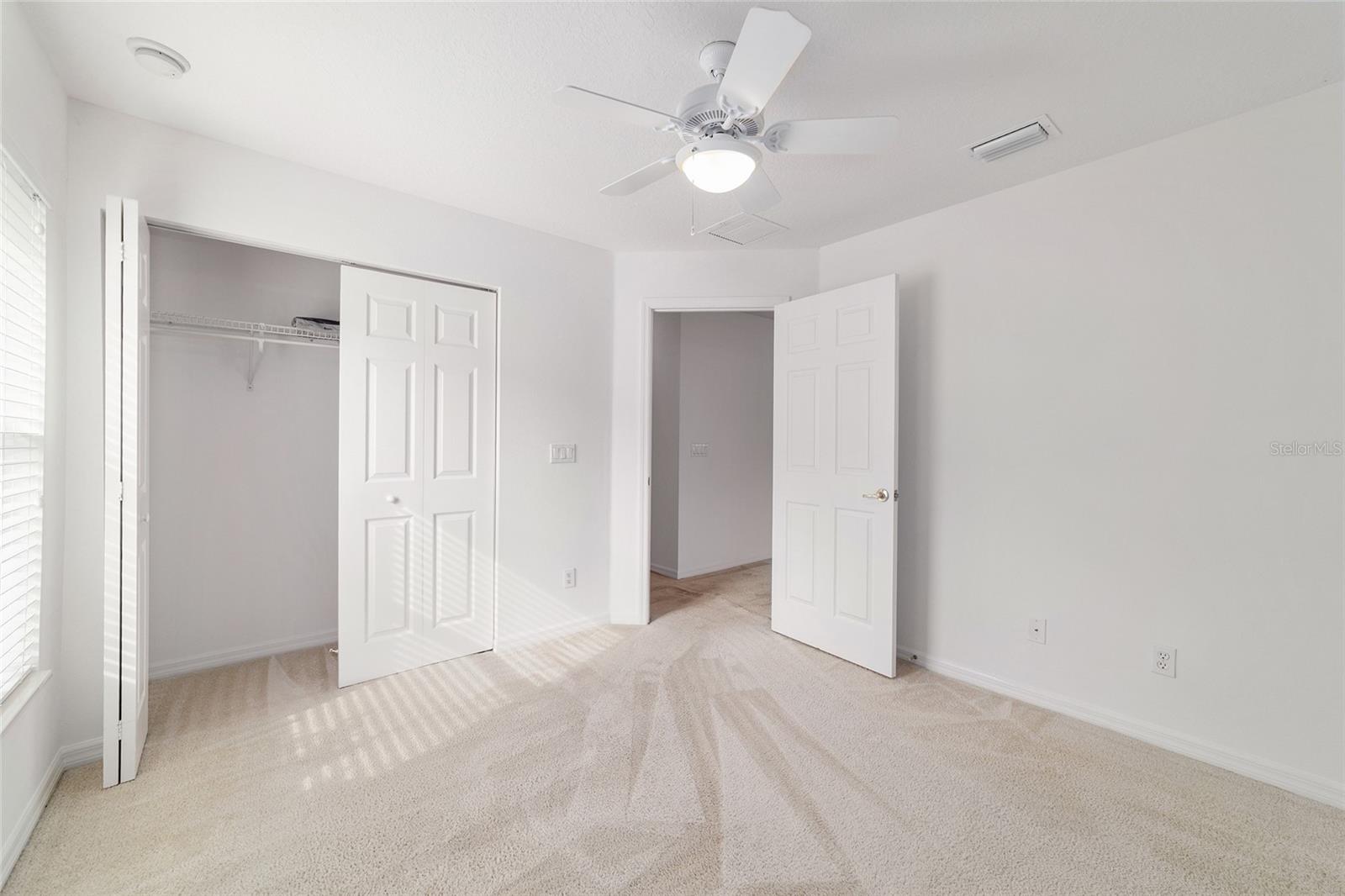 ON TOP OF THE WORLD - Residential