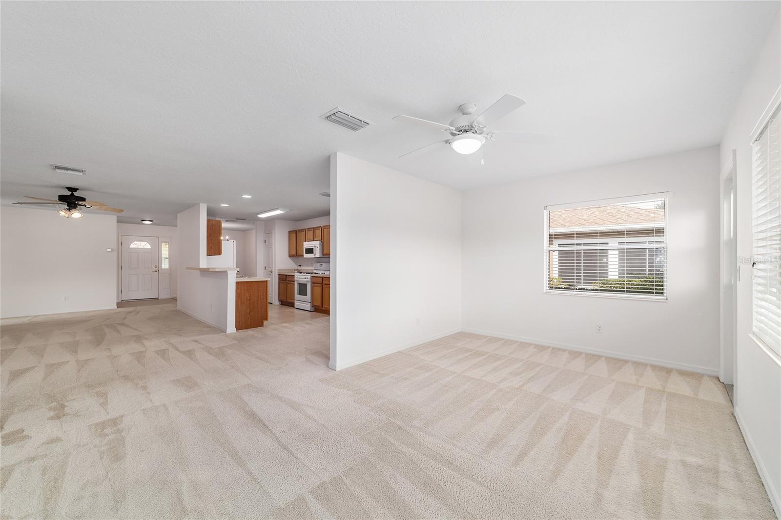 ON TOP OF THE WORLD - Residential