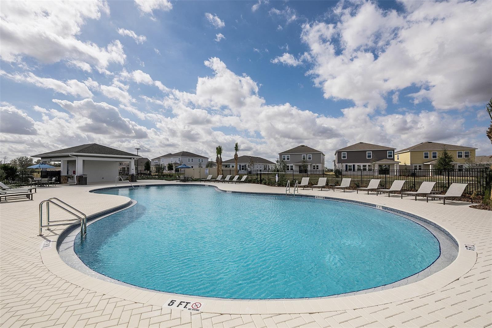 WATERSTONE - Residential