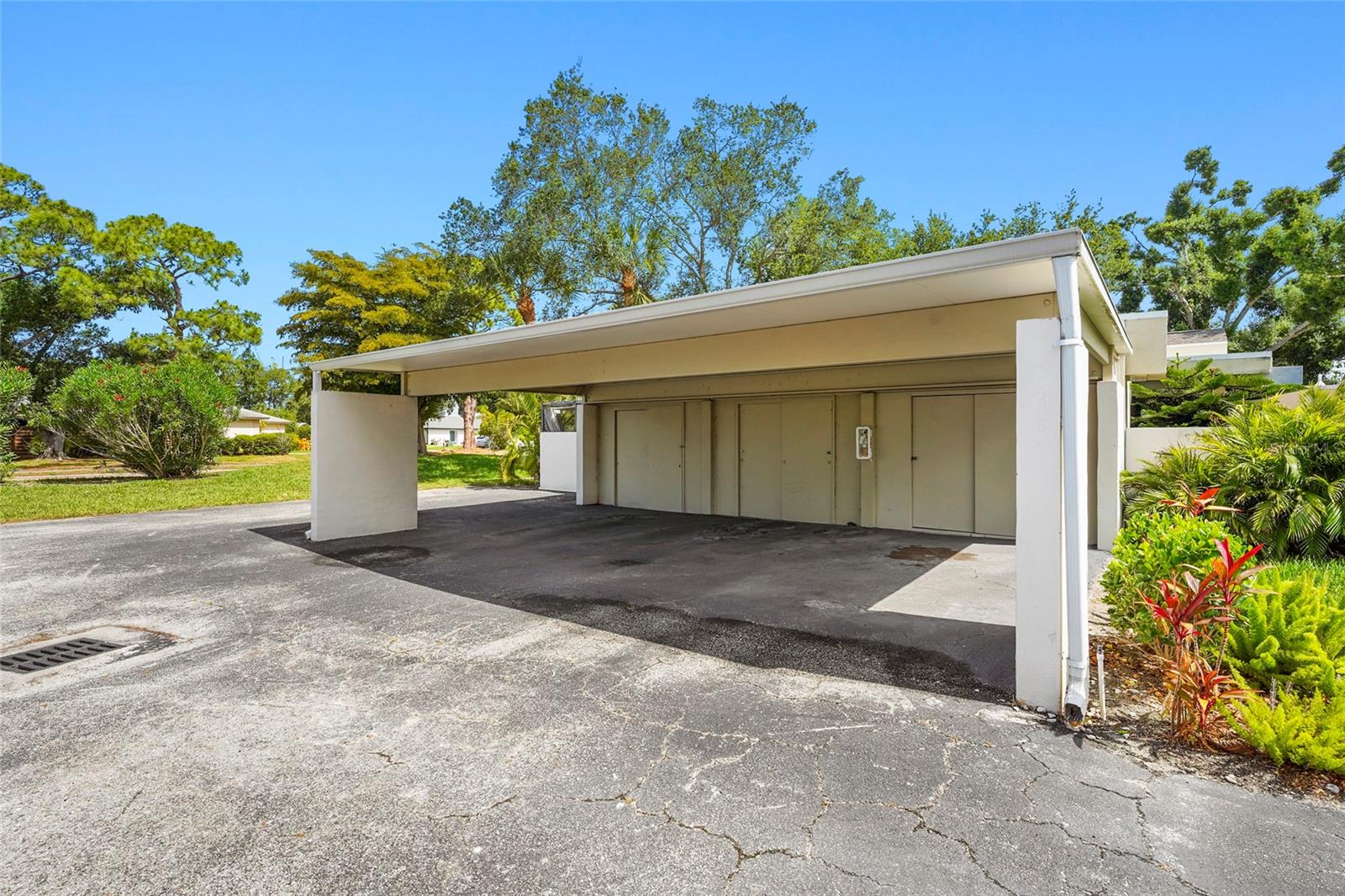 MEADOWLAKE I - Residential