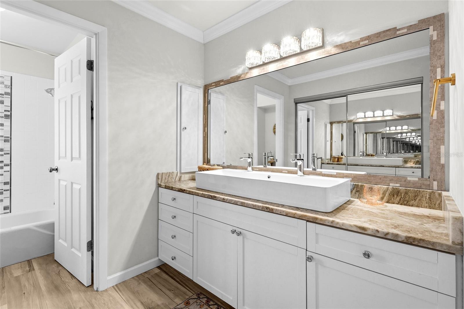 MEADOWLAKE I - Residential