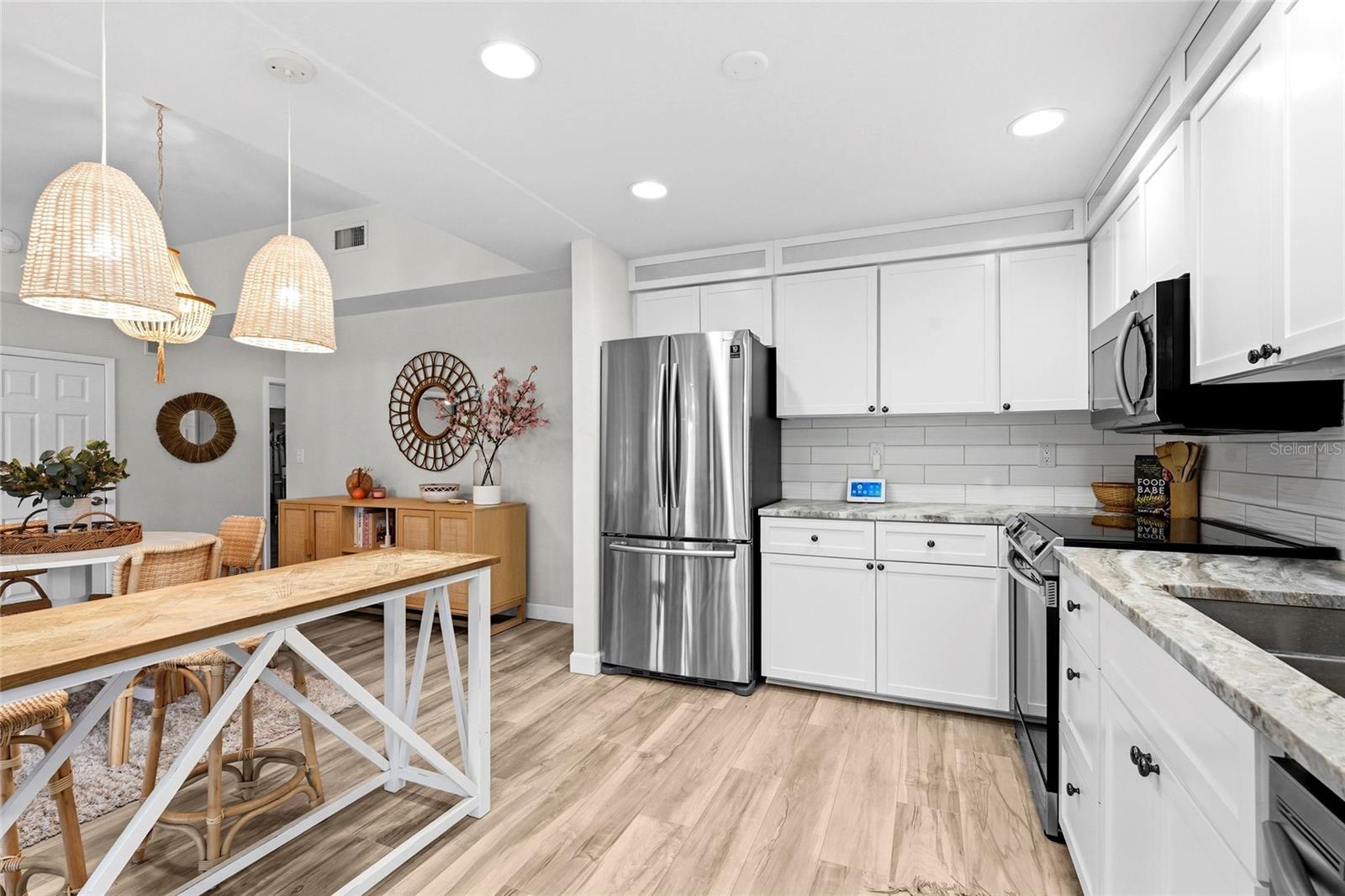 MEADOWLAKE I - Residential
