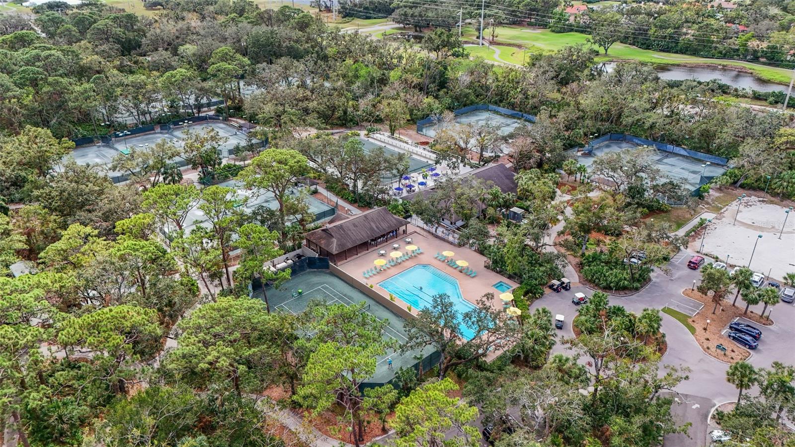 MEADOWLAKE I - Residential