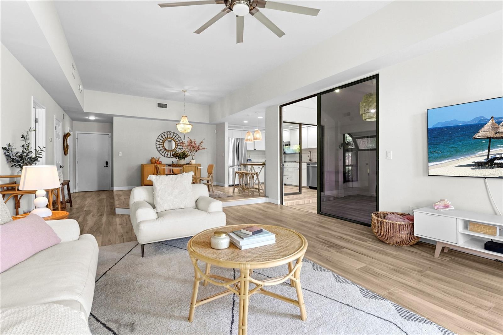 2383 LAKESIDE MEWS D3