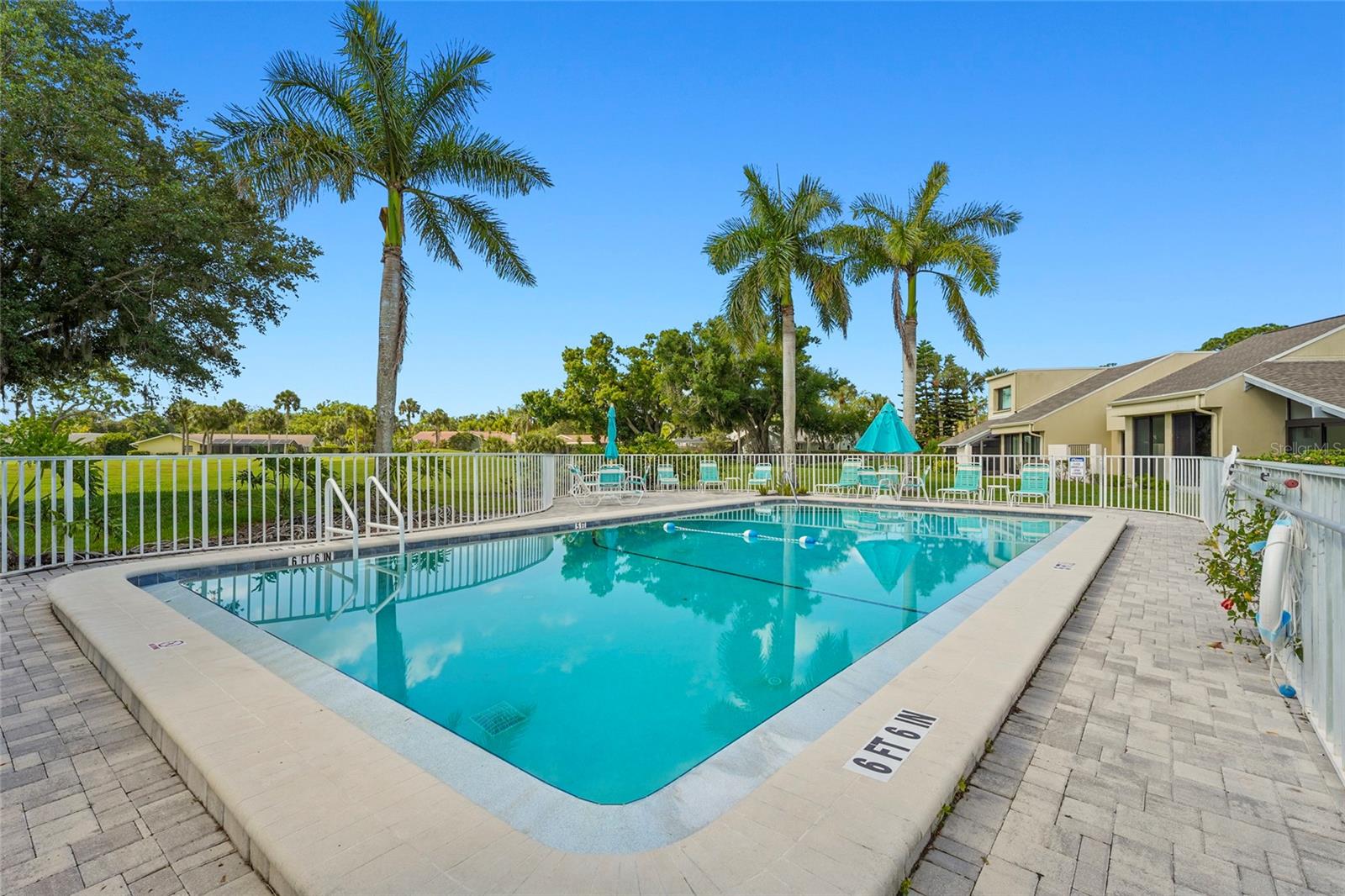 MEADOWLAKE I - Residential