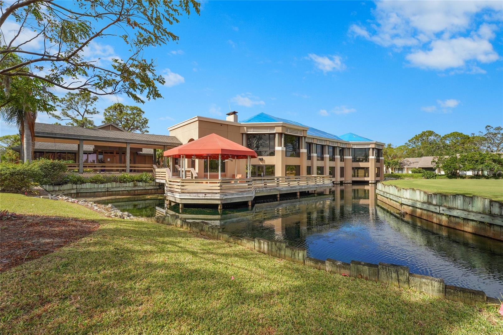 MEADOWLAKE I - Residential