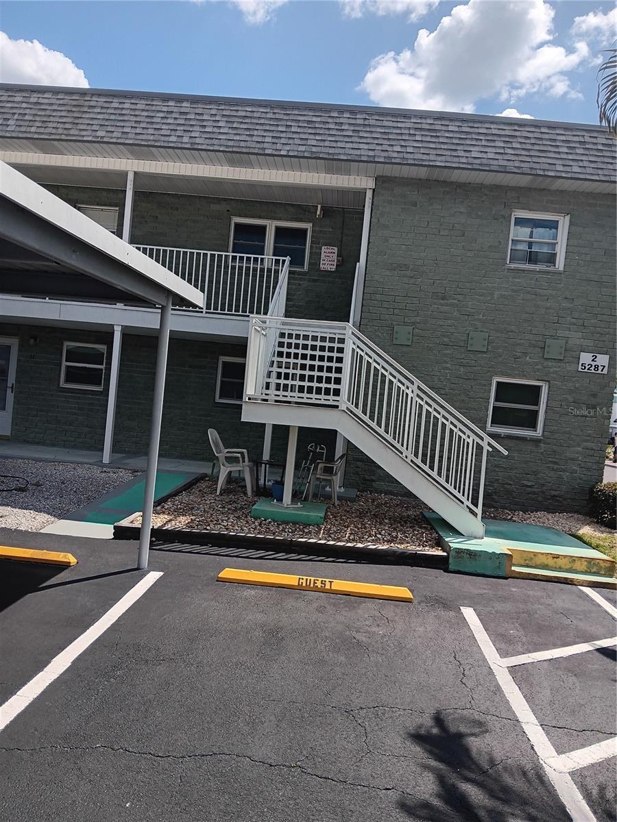 PARADISE SHORES - Residential