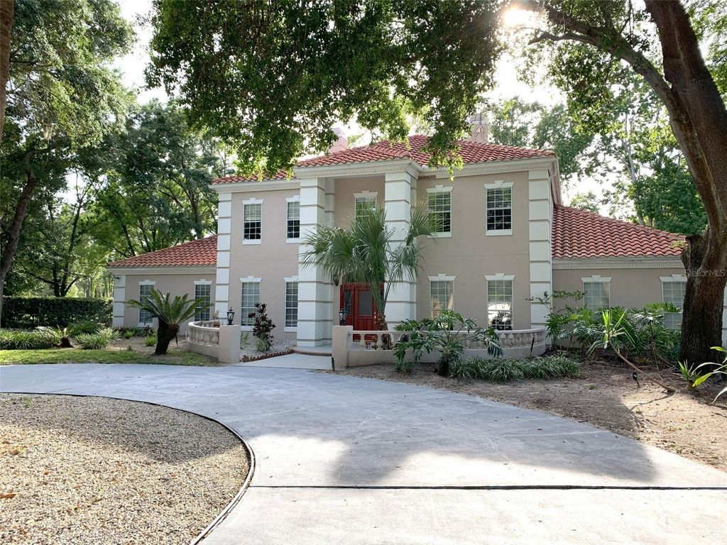 Photo of 3302 Butler Bay Drive N, Windermere, FL 34786 (MLS # O6371540)