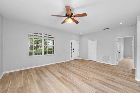 A home in LAND O LAKES