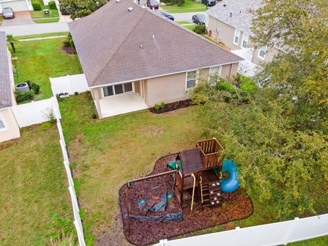 A home in LAND O LAKES
