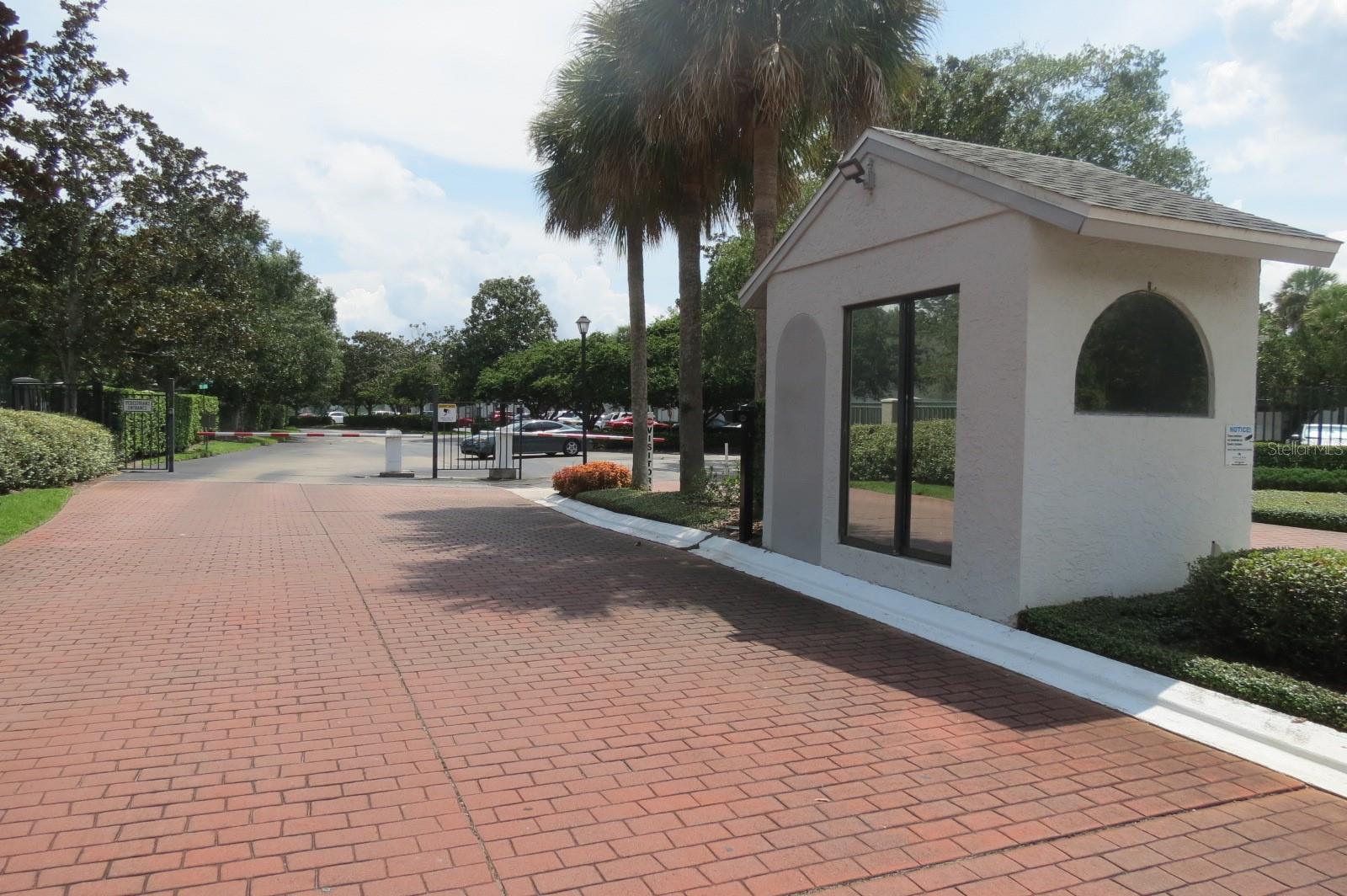 PINE RIDGE CLUB VILLAGE 1 PH 6 - Residential Lease