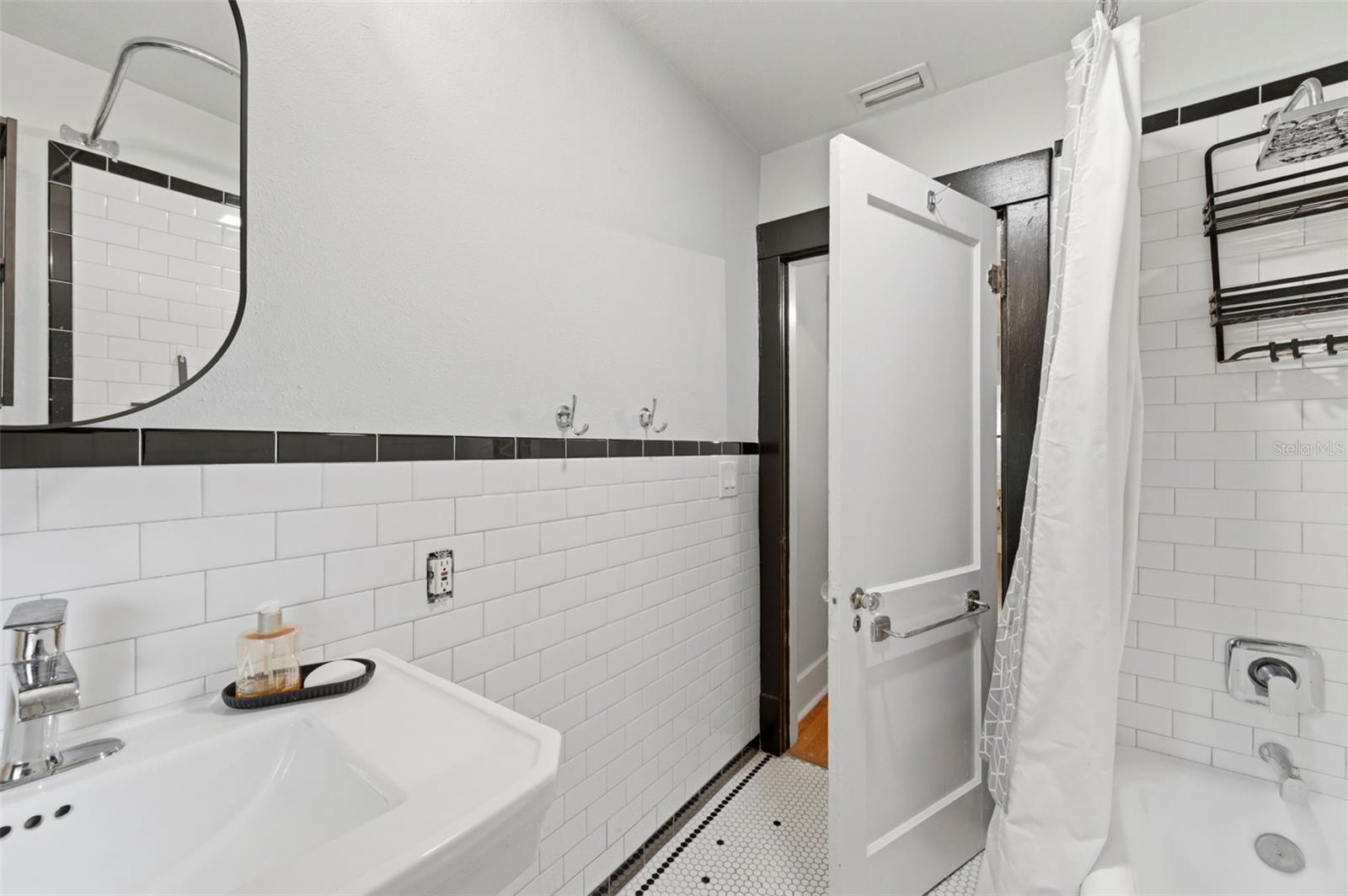 SNELL & HAMLETTS NORTH SHORE ADD - Residential