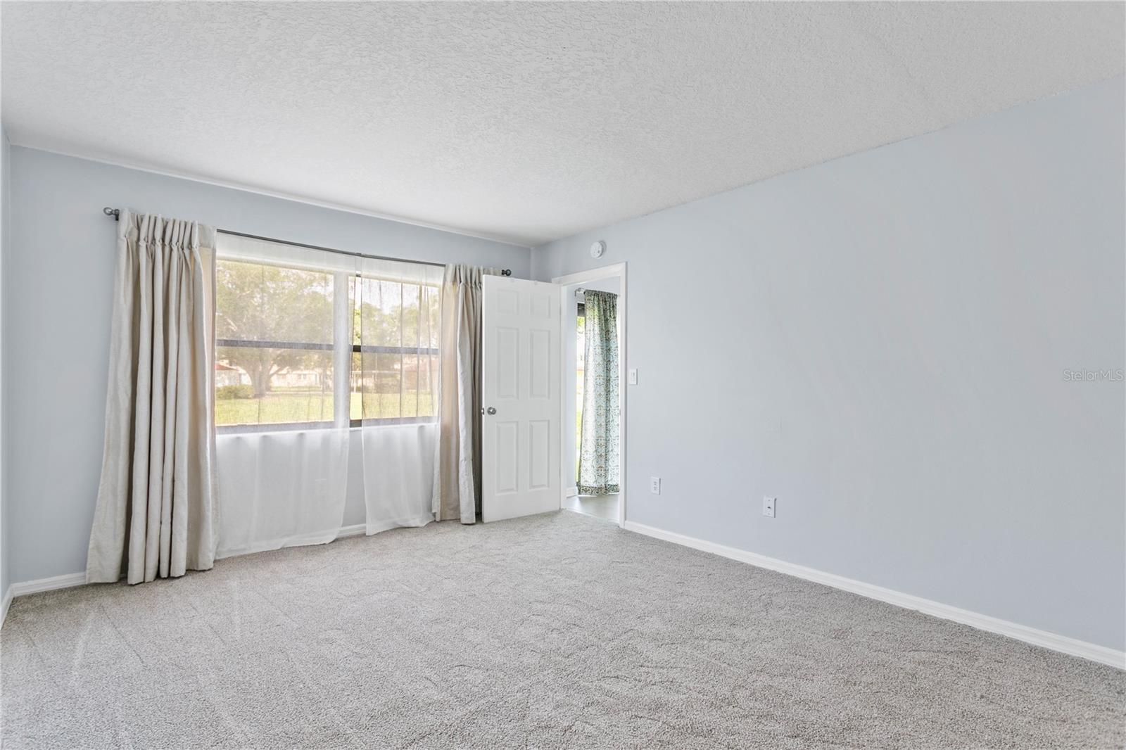 WINSTON PARK NORTHEAST - Residential