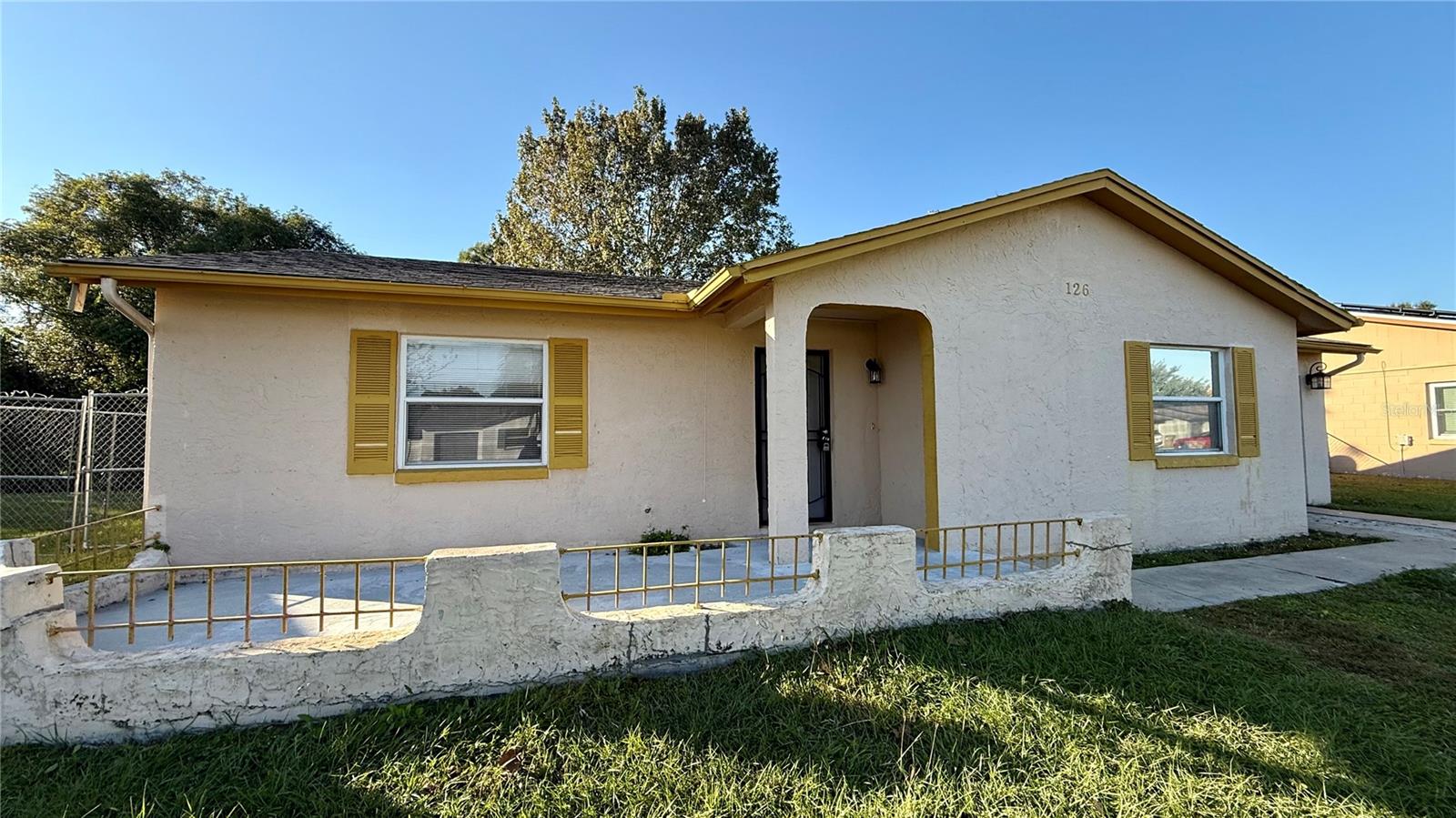 BVL UNIT 6 1ST ADD - Residential Lease