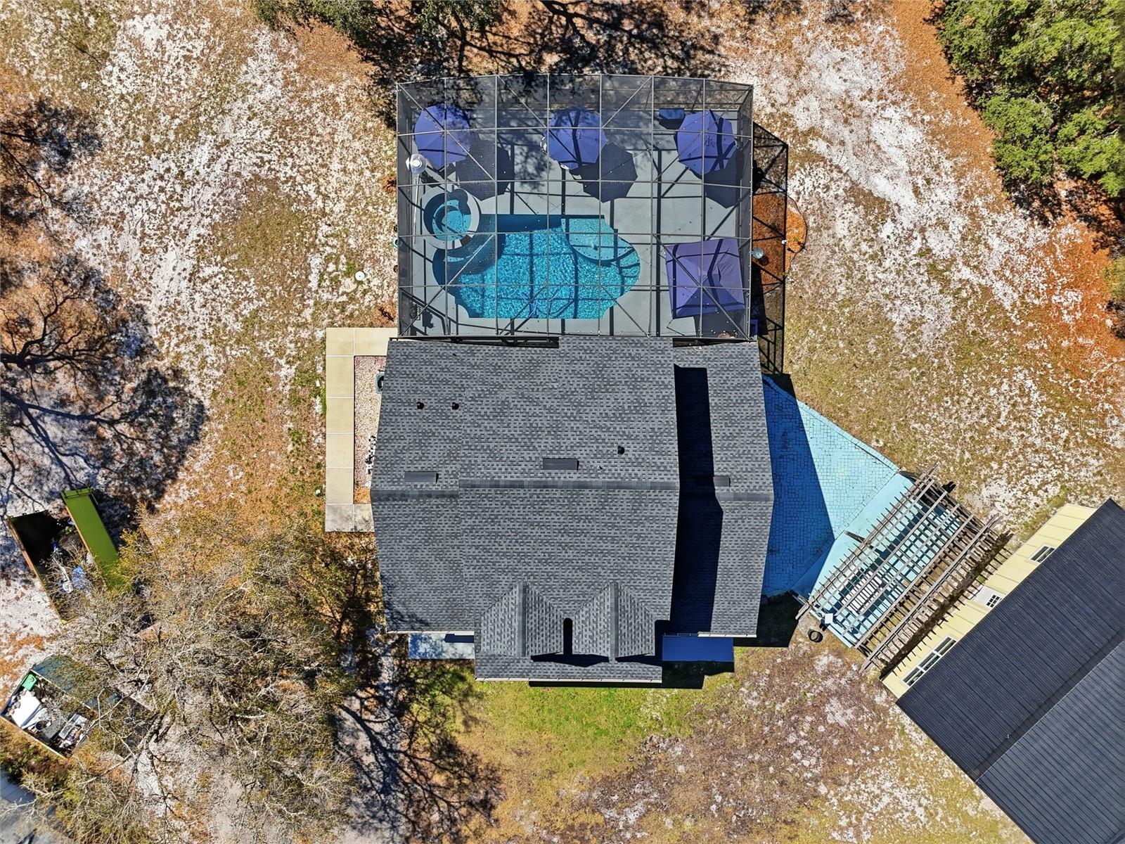 SORRENTO SHORES - Residential