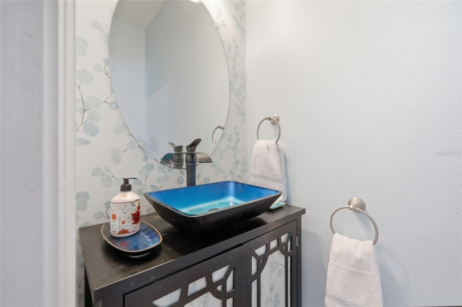 SORRENTO SHORES - Residential