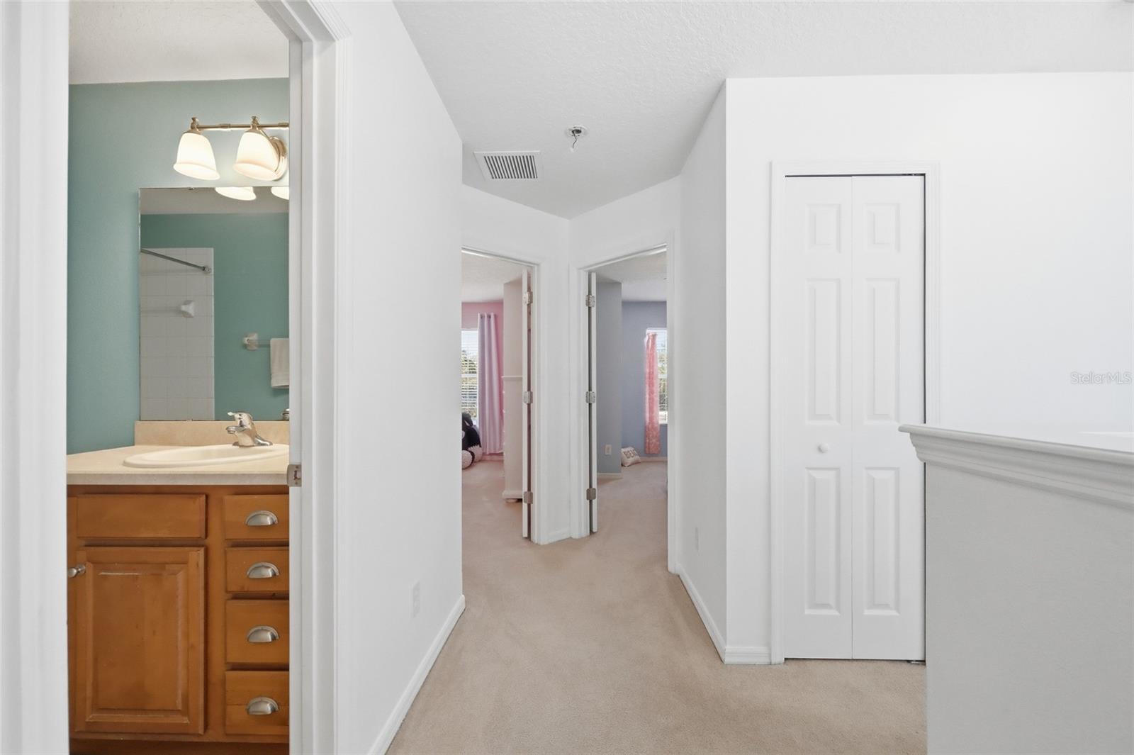 SORRENTO SHORES - Residential