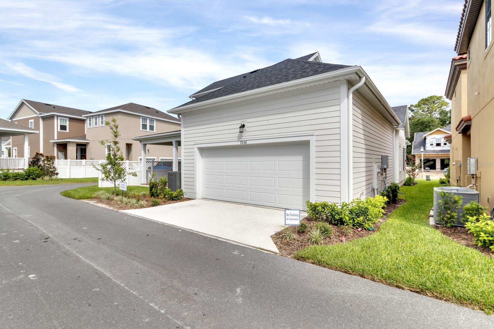 CELEBRATION ISLAND VILLAGE - Residential