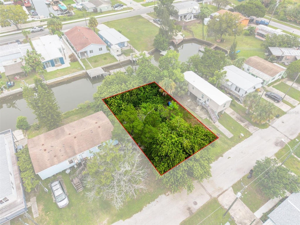 Photo of 6825 Albatross Lane, Hudson, FL 34667 (MLS # W7890063)