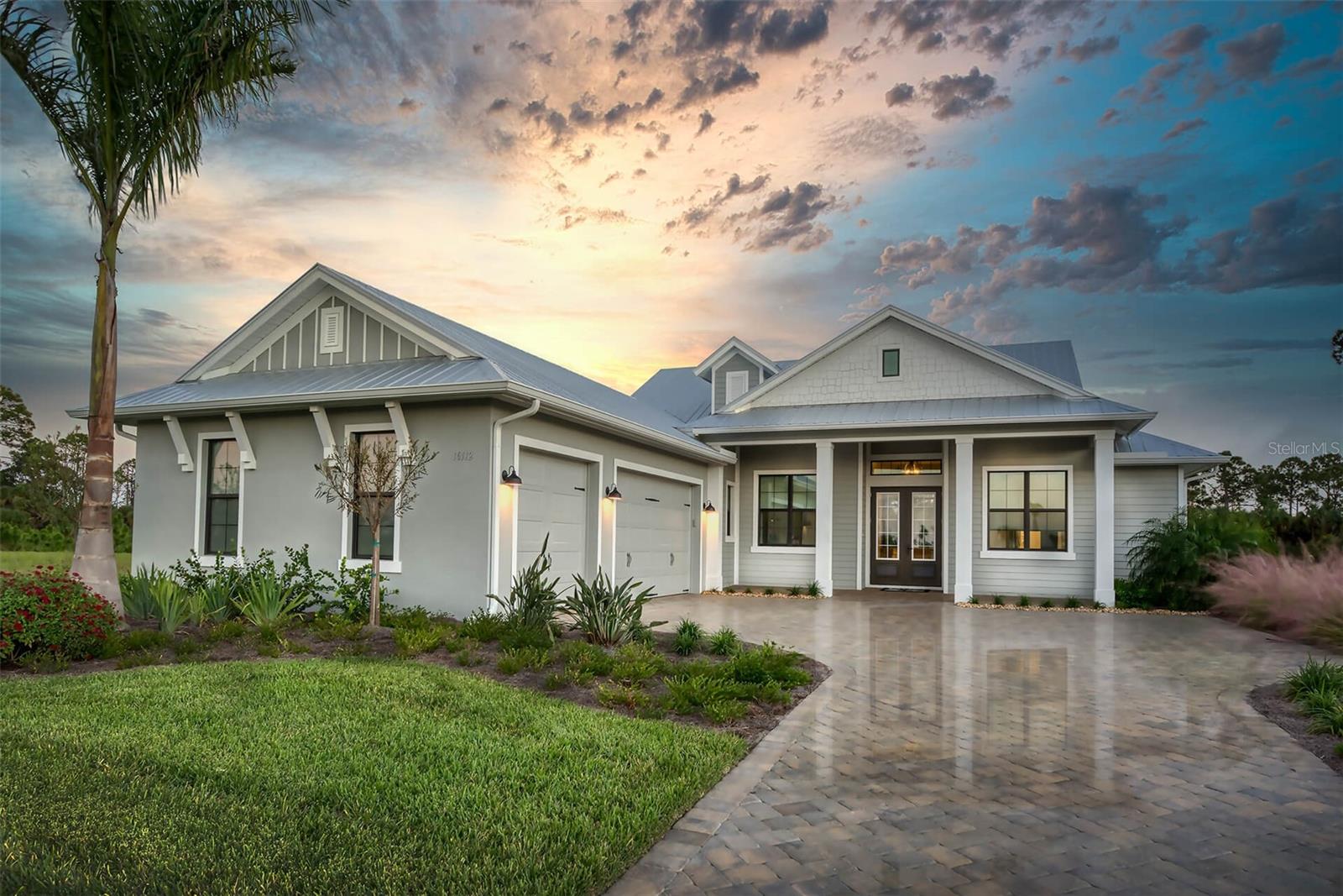 SANCTUARY COVE - Residential