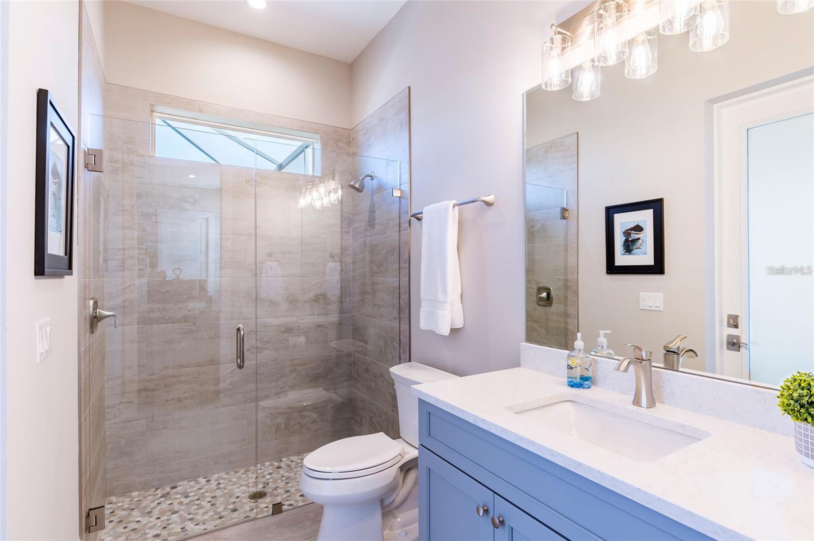 SANCTUARY COVE - Residential